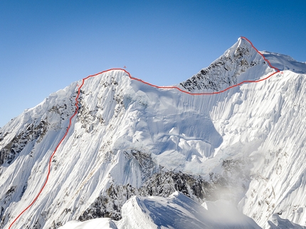 Likhu Chuli I - The route line chosen by Ines Papert and Thomas Senf during the first ascent of Likhu Chuli I, Nepal