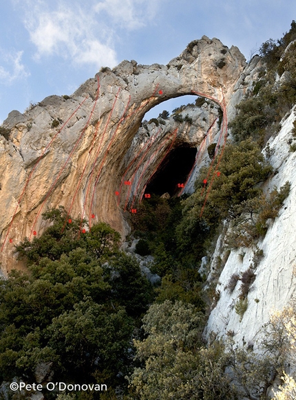 Abella de la Conca - In arrampicata a Abella de la Conca, Catalogna, Spagna