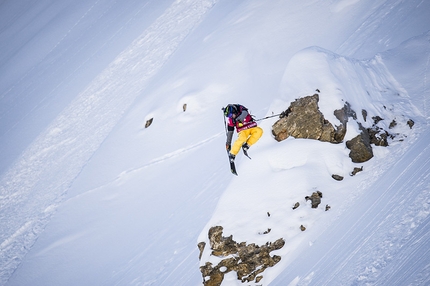 Freeride - A “kung-fu style” leap: Davide Cusini in action during the FWT 2014 at Courmayeur