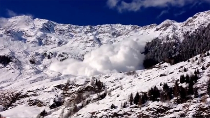 Enormous avalanche in Val Passiria, South Tyrol