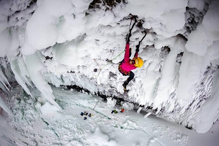 Helmcken Falls: difficult new ice climbs in Canada