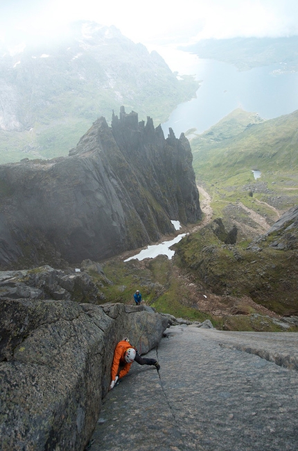 Lofoten islands 2013 - new rock climbs in Norway
