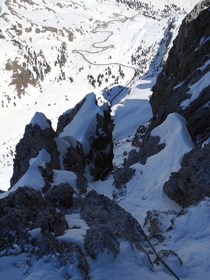 Hermann Comploj, Murfreid, Sella, Dolomiti - Durante le doppie sulla parete Nord del Murfreid nel Gruppo del Sella, Dolomiti.