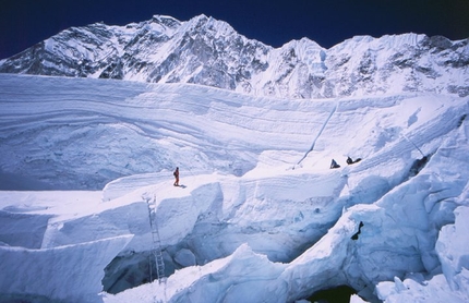 Mount Everest - Crossing the Icefall in 2003