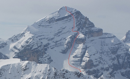 Tofana di Dentro, Dolomites - The line of the probable first descent of the NNW Face of Tofana di Dentro skied by Francesco Tremolada, Andrea Oberbacher, Enrico Baccanti and Norbert Frenademez.