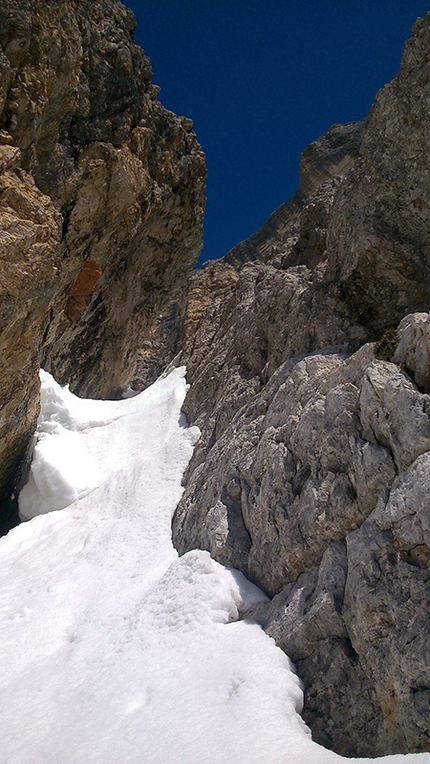 Monte Pelmetto, Monte Pelmo, Dolomiti - La discesa di Paolo Michielini effettuata il 04/05/2014 sul Monte Pelmetto, Dolomiti