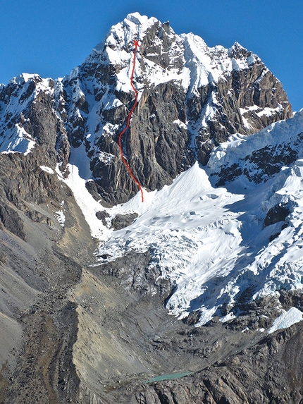 Cordillera Huayhuash, Peru, Luca Vallata, Saro Costa, Tito Arosio - Tsacra Grande