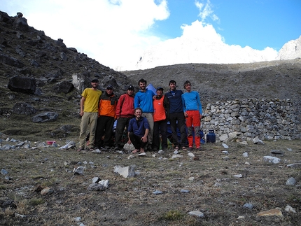 Cordillera Huayhuash, Peru - Carlo Cosi, Davide Cassol - The entire group.