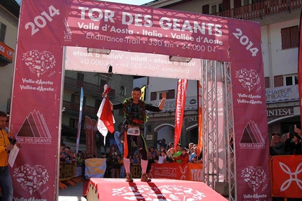Franco Collé wins the Tor des Géants 2014