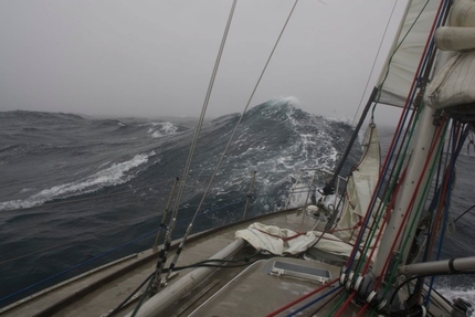 Greenland 2014, Ralph Villiger and Harald Fichtinger - Ralph Villinger sailing back alone