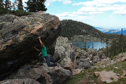 Rocky Mountain National Park, Colorado, USA - Jorg Verhoeven impegnato sui boulder nel Rocky Mountain National Park, Colorado, USA