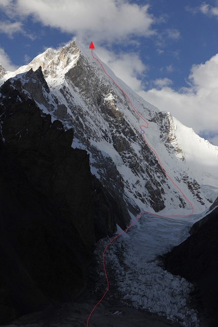 Gasherbrum V, Karakorum - The line of the first ascent of Gasherbrum V taken by Chi-young Ahn and Nak-jong Seong