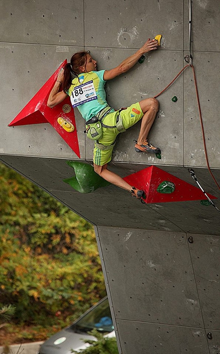 Lead World Cup 2014 - Mina Markovic on her way to victory at Mokpo, South Korea