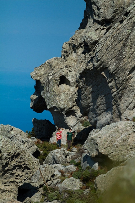 Rock slave XP 2014, Elba Discovery - Lorenzo Bona e Luca Andreozzi in ricognizione all'Elba