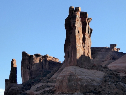 Desert Sandstone Climbing Trip #2 - Arches National Park - Arches National Park - Three Penguins