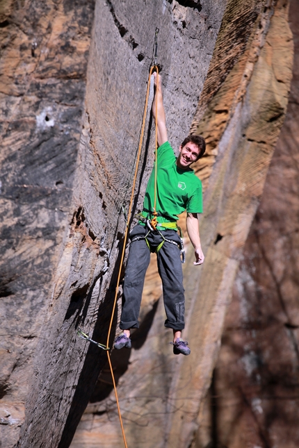 Red River Gorge, Kentucky, USA - Stefano Ghisolfi climbing the classic Dogleg, Red River Gorge