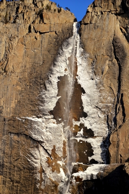 Tommy Caldwell, Kevin Jorgeson, El Capitan - Yosemite falls, USA