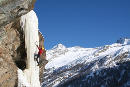 Ice climbing beyond Cogne, Valle d'Aosta, Italy