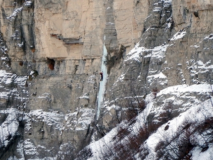 Festival di arrampicata su ghiaccio di Erzurum (Turchia) - In apertura su Anatolia Pillar, WI6 100m, Cevizli valley, Turchia