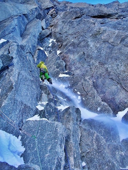 Tour Ronde, Mont Blanc - Night Fever, West Face Tour Ronde: Nick Bullock on pitch 3, M7