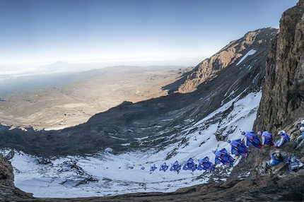 Valery Rozov Kilimangiaro BASE jump - Valery Rozov Kilimangiaro BASE jump