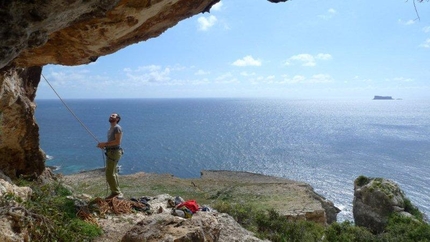 Malta - Malta Ghar Lapsi, Therry's Cave
