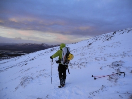 Scozia arrampicata invernale, Gian Luca Cavalli, Marcello Sanguineti - Avvicinamento al Coire an t-Sneachda