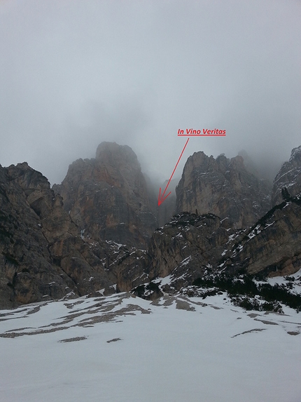 In Vino Veritas, Banc dal Se', Fanes, Dolomites - Manuel Baumgartner and Martin Baumgartner making the first ascent of In Vino Veritas ( WI6 M8, 100m), on Banc dal Se', Fanes, Dolomites.