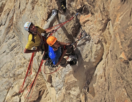 Oman Jebel Misht - Hansjörg Auer & Much Mayr at a belay on Fata Morgana