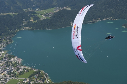 Red Bull X-Alps 2015 - Stefan Gruber (AUT3) a Zwoelferhorn, Austria, durante i preparati del Red Bull X-Alps