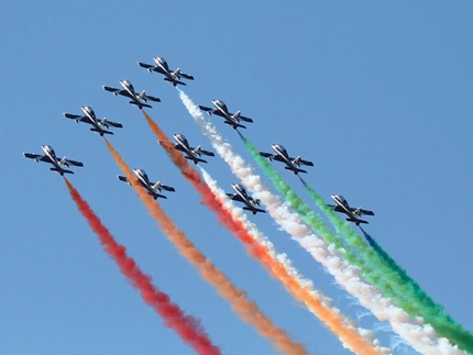 Matterhorn Cervino 150, Italian Air Force aerobatic team lift off celebrations