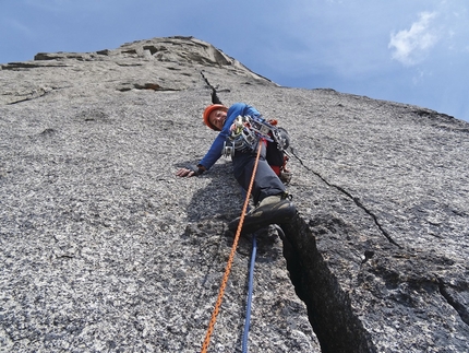Ulamertorsuaq, Swiss attempt to free climb Piteraq in Greenland