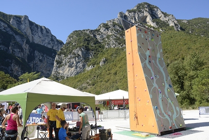 Frasassi Climbing Festival 2015 - Frasassi Climbing Festival 2015 - Struttura arrampicata, San Vittore di Genga