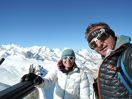 Ueli Steck, #82summits - Ueli Steck and the 82 4000ers in the Alps: Nicole Steck and Ueli Steck on the summit of Rimpfischhorn 4199m on 28/06/15