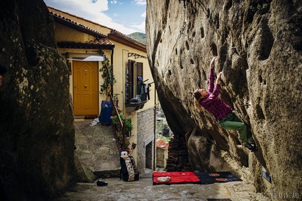Basilicata climbing Castelmezzano, Pietrapertosa - Basilicata stray rocks climbing expedition: Martina Blanchet
