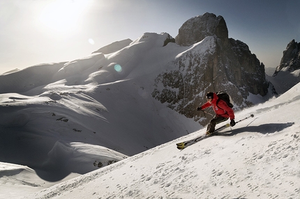 Scialpinismo in Trentino: 5 itinerari per vivere la montagna d'inverno