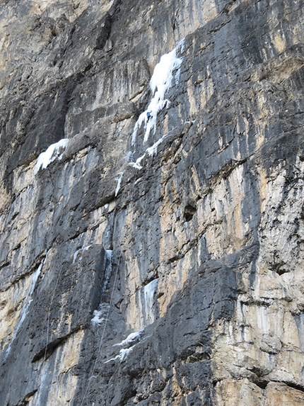 Mur del Pisciadu, Sella, Dolomites - Manuel Baumgartner and Martin Baumgärtner on 30/12/2015 during the probable first ascent of the Mur del Pisciadù Eisfall (V+/M6/WI6), Sella, Dolomites.