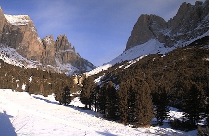 Rifugi in Trentino d'inverno - Rifugio Gardeccia, Gruppo Catinaccio, Val di Fassa