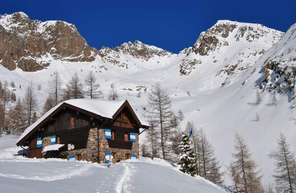 Rifugi in Trentino d'inverno - Rifugio Sette Selle, Gruppo Lagorai - Val di Cembra - Altopiano della Vigolana