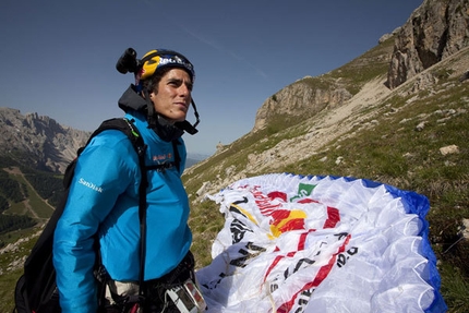 RED BULL X-ALPS 2009 - An event participant makes the most of good flying in the Dolomites, Italy, today