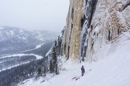 Alpinism: new ice and mixed climbs at Nipissis in Quebec