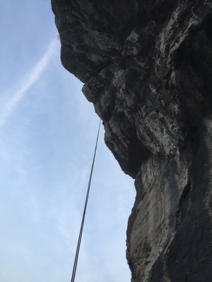Monte Colodri, arrampicata, Arco - Durante l'apertura di PiZeta (7c, 230m Sebastiano Zambotti, Roberto Pedrotti), nuova via sul Monte Colodri (Arco, Trentino).