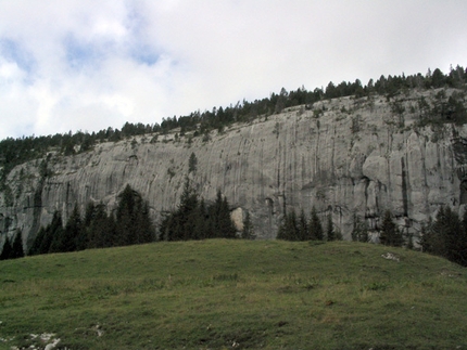 Ablon, rock climbing in France