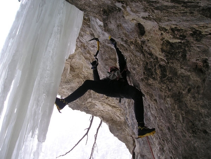 Grotta di Landro (Dobbiaco, Dolomiti) - Erik Svab