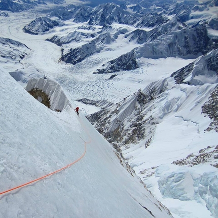 Mt. Foraker, Sultana, Alaska, Infinite Spur, Colin Haley, alpinismo - Rob Smith verso la fine del 