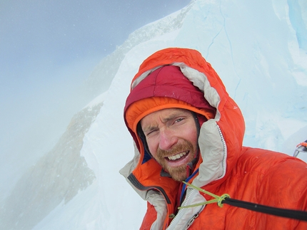 Colin Haley makes first solo ascent of the Infinite Spur on Sultana - Mt. Foraker in Alaska
