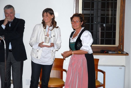 Leggimontagna 2009 - Gherardo Priuli e Tiziana Fragno con Aurelia Bubisutti, Assessore alla cultura del Comune di Tolmezzo