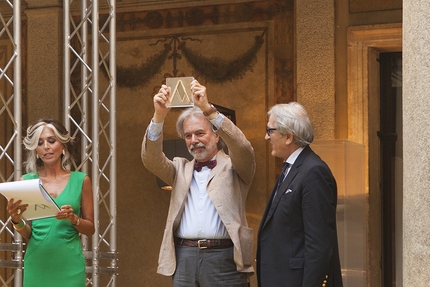 Compasso d'Oro, Grivel - Gioachino Gobbi riceve il premio Compasso d'Oro - ADI 2016 per il design del moschettone Twin Gate.