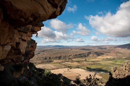 Rocklands, Sudafrica, arrampicata trad - Rocklands arrampicata trad con Caroline Ciavaldini e James Pearson