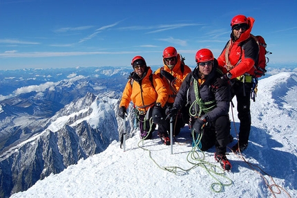 In vetta al Monte Bianco a meno di un anno da un infarto - In vetta al Monte Bianco alla fine dell'avventura